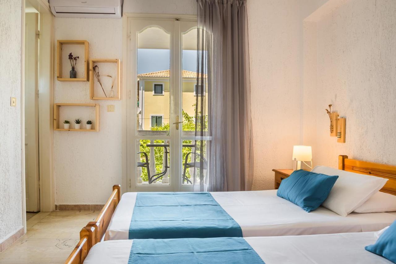 Sunset Beach Appartments Μηνιά Εξωτερικό φωτογραφία