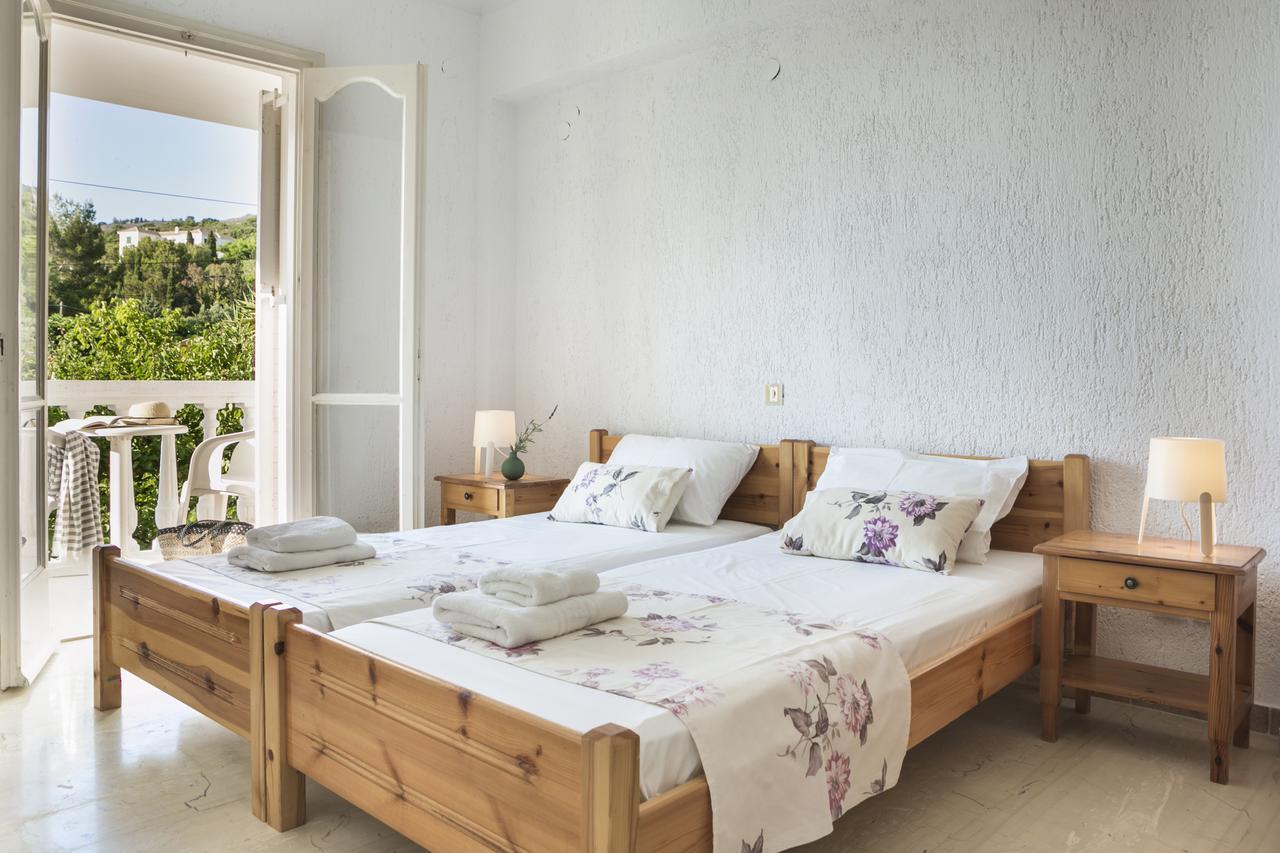 Sunset Beach Appartments Μηνιά Εξωτερικό φωτογραφία