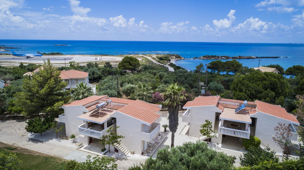 Sunset Beach Appartments Μηνιά Εξωτερικό φωτογραφία